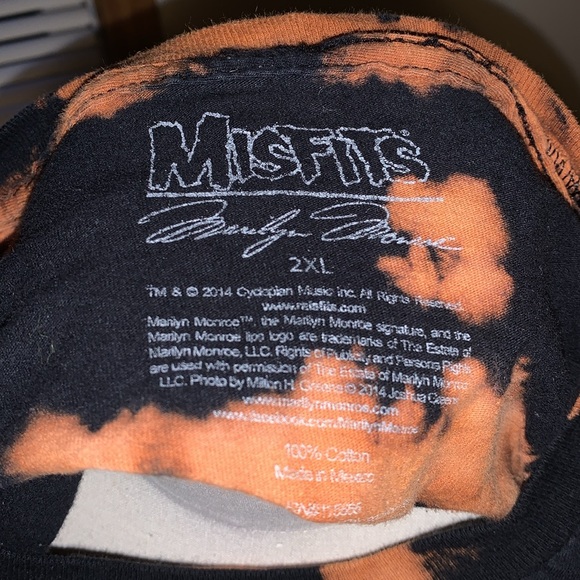 Custom Reverse Dyed Misfits Marilyn Monroe Oversized Tee Shirt - Picture 4 of 4